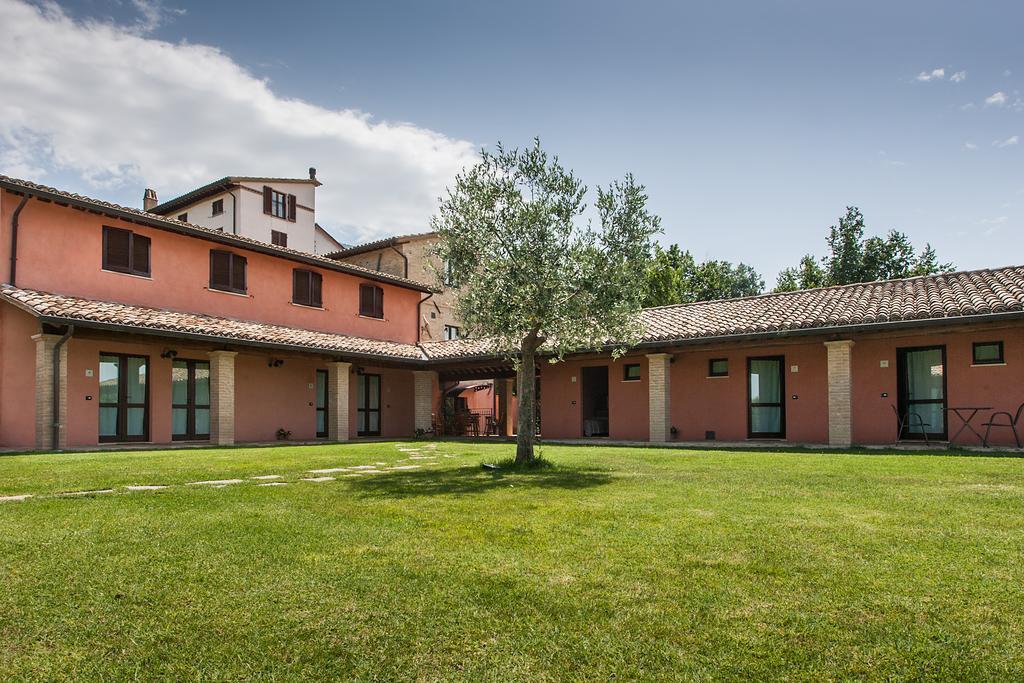 Country House Poggio Fiorito Assisi Bagian luar foto