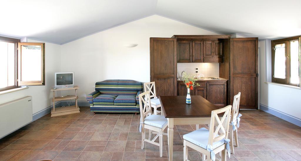 Country House Poggio Fiorito Assisi Ruang foto